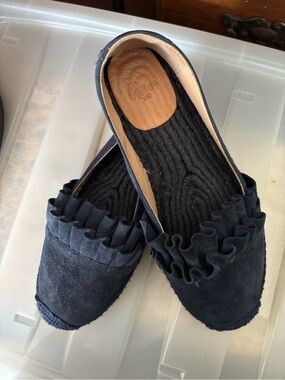 Ruffled Navy Espadrille Flats - Women's Slip-On Size 39